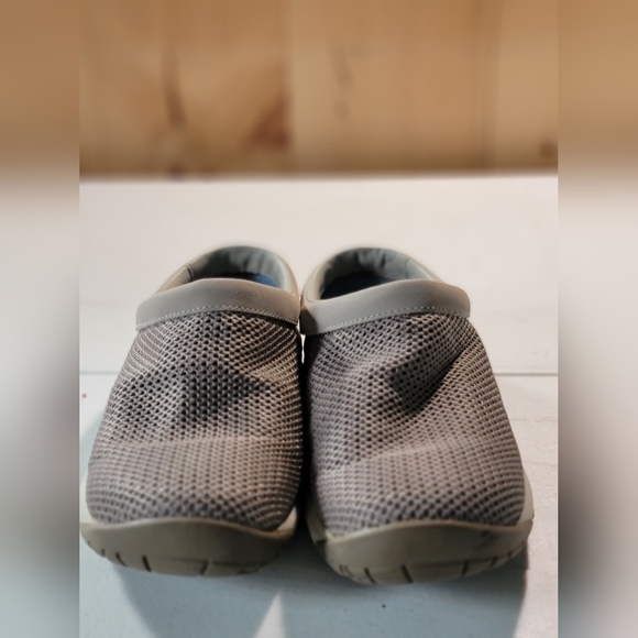 Merrell grip mesh slide on shoes‎ 7.5 - Picture 2 of 4